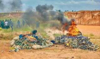 Hisbah Destroys ₦‎60 Milion Worth Of Alcohol And Illicit Drugs In Katsina