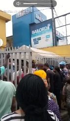 Protests Erupt At MTN Offices Across Nigeria Over Mass SIM Card Disconnection