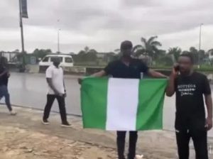 #EndBadGovernance Protesters Converge In Front Of The Popular Port Harcourt Pleasure Park in Rivers State (video)