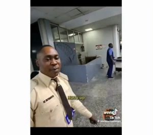 Immigration Officer Suspended After Video Of Him “Begging” A Tourist Went Viral