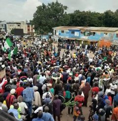 Join Us On Monday Or Shut Down, Protesters Threaten Business Owners In Jos