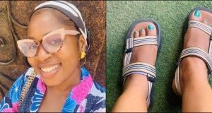  Lady blows hot after she was allegedly asked to leave front seat in church due to her sandals