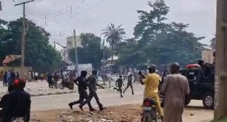 Moment Police Fire Tear Gas At Protesters In Bauchi (video)