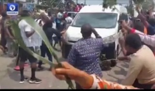 Moment Protesters In Rivers State Briefly Obstructed Gov. Fubara (Video)