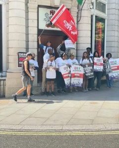  Nigerians In UK Kick Off #EndBadGovernance Protest In London, Demand Change (Photos)