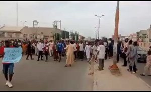 Protesters Converging For Action In Kano (Video)