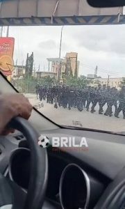 Security Personnel Storm Lekki-Ikoyi Link Bridge (Video)