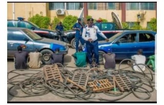 Abuja Police Arrest Seven Vandals Stealing Cables And Manholes At Night