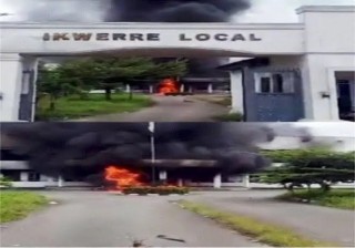 Pro-Wike Supporters Warn Police Against Reopening Ikwerre LGA Secretariat (Video)