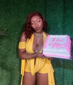 Nigerian lady celebrates one year of celibacy