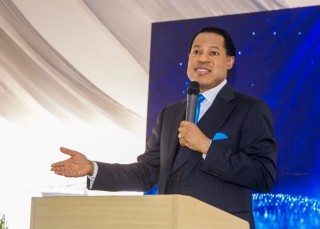 FG warns Nigerians against excess salt intake after Pastor Chris Oyakhilome’s viral video