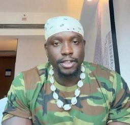 Verydarkman addresses trolls ridiculing his mother’s profession